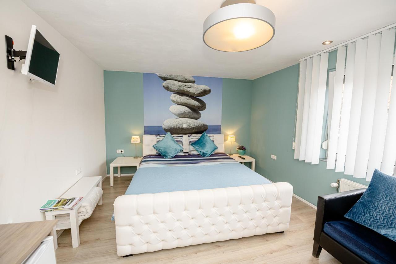 B & B M 3 Merkelbeek 外观 照片
